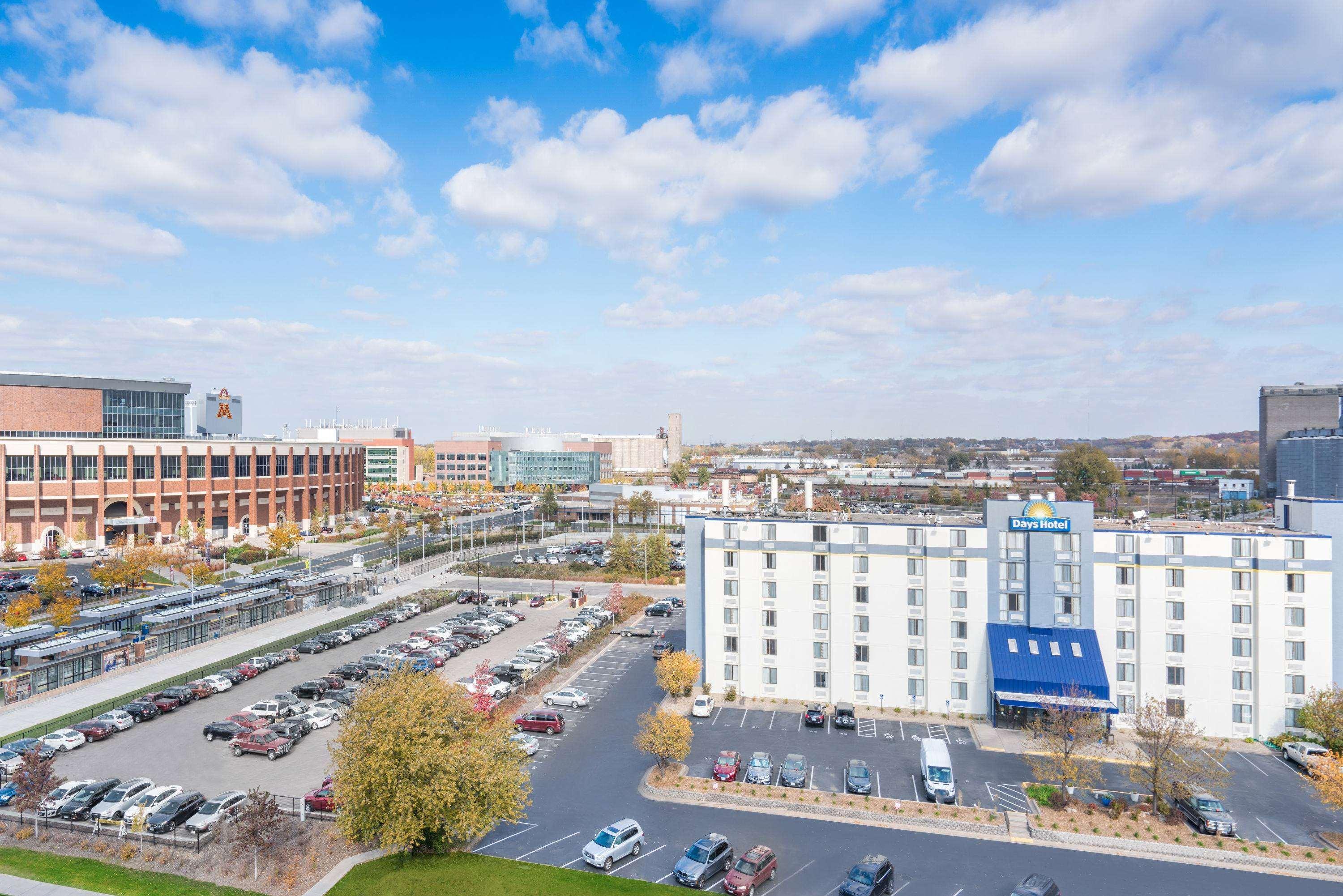 Days Hotel By Wyndham University Ave Se Minneapolis Exterior photo